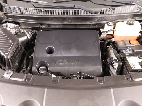 Used 2021 Chevrolet Traverse LT w/ LPO, Cargo Package image 20