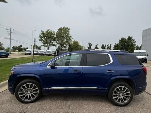 Used 2023 GMC Acadia Denali AWD/4WD image 8