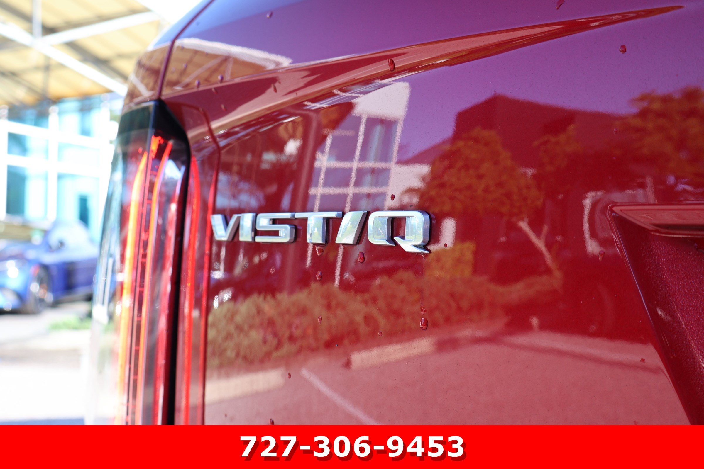 Used 2026 Cadillac Vistiq Luxury AWD/4WD image 9