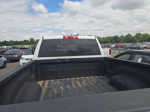 Used 2024 RAM 2500 Big Horn w/ Off Road Package AWD/4WD image 15