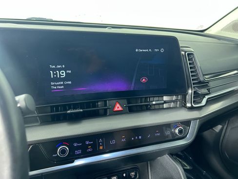 Certified 2025 Kia Sportage SX image 25