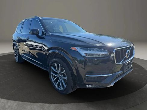 Used 2019 Volvo XC90 T5 Momentum FWD image 3