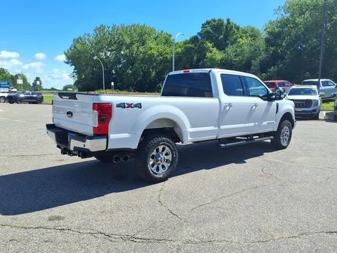 Used 2017 Ford F350 XLT w/ XLT Premium Package AWD/4WD image 3
