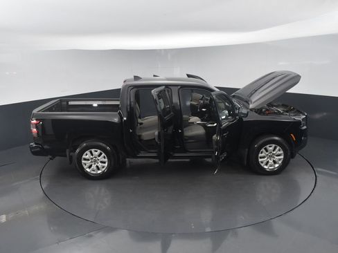 Used 2024 Nissan Frontier SV w/ SV Convenience Package image 26
