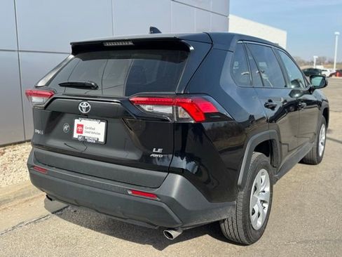 Certified 2025 Toyota RAV4 LE image 33