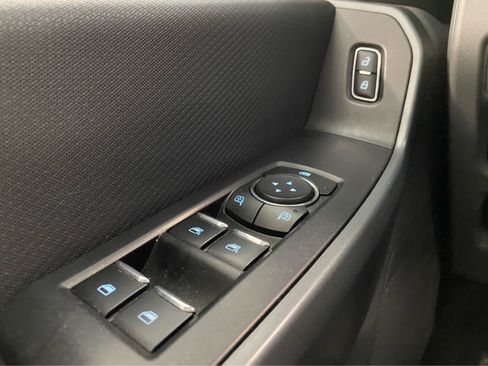 Used 2023 Ford F150 XLT image 36