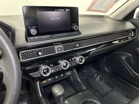 Certified 2025 Honda Civic LX image 27