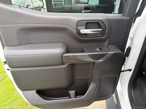 Used 2019 GMC Sierra 1500 AT4 w/ Technology Package AWD/4WD image 40