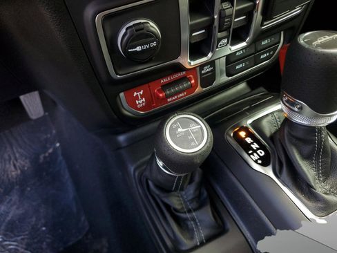 New 2026 Jeep Gladiator Mojave image 7