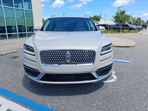 Used 2020 Lincoln Nautilus FWD w/ Equipment Group 101A image 2