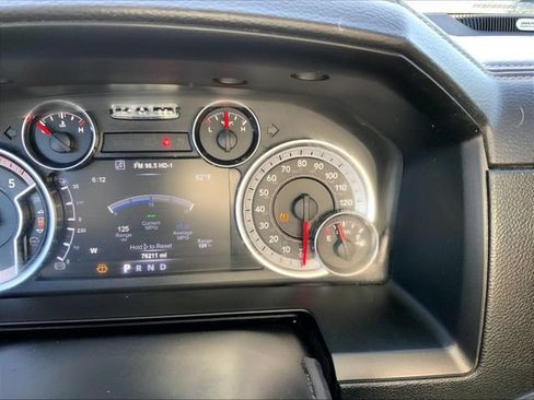 Used 2018 RAM 2500 Laramie w/ Sport Appearance Group AWD/4WD image 20