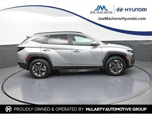 New 2026 Hyundai Tucson SEL image 1