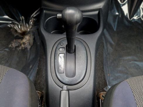 Used 2012 Nissan Versa SV w/ Convenience Pkg image 47