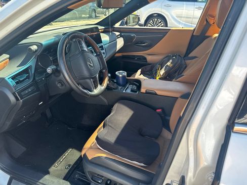 Used 2023 Lexus ES 300h w/ Accessory Package (Z1) FWD image 1