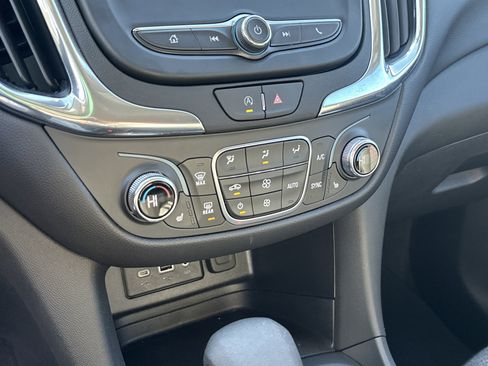 Certified 2023 Chevrolet Equinox LT image 29