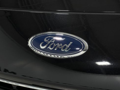 Used 2021 Ford Escape SE w/ SE Sport Appearance Package AWD/4WD image 36