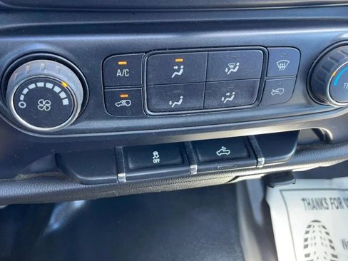 Used 2019 GMC Sierra 3500 2WD Regular Cab image 12