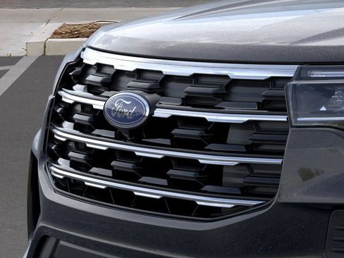 New 2026 Ford Explorer Active image 17