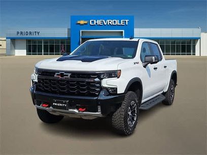 New 2025 Chevrolet Silverado 1500 ZR2 w/ Technology Package