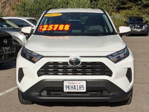Used 2024 Toyota RAV4 XLE image 3