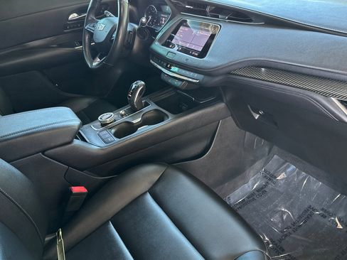 Used 2019 Cadillac XT4 Sport w/ Driver Awareness Package image 15