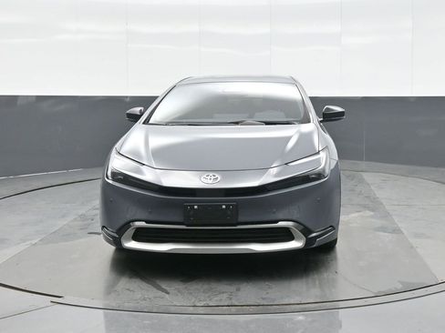 Used 2024 Toyota Prius Prime XSE image 2