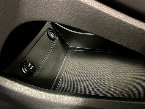 Used 2022 Hyundai Santa Fe SEL w/ Convenience + Premium Package image 17