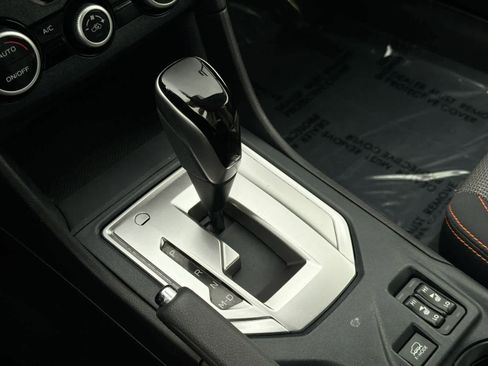 Certified 2022 Subaru Crosstrek 2.0i Premium w/ Moonroof Package image 34