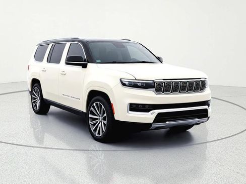 Used 2023 Jeep Grand Wagoneer Series II AWD/4WD image 2