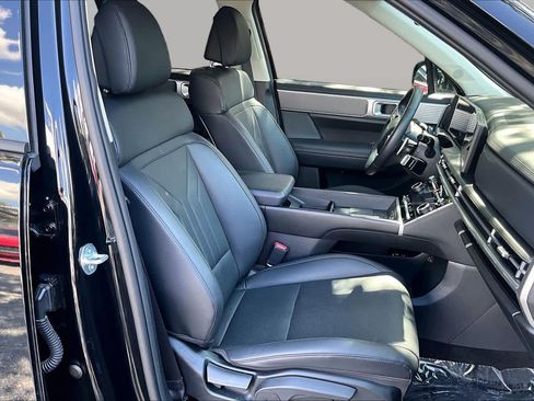 Used 2026 Hyundai Santa Fe SEL FWD image 8