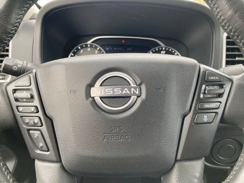 Used 2022 Nissan Frontier SV image 19