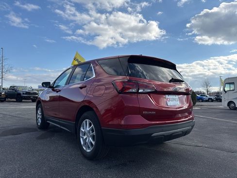 Used 2023 Chevrolet Equinox LT image 6