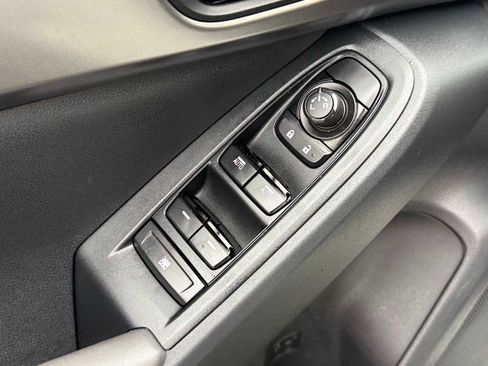 Certified 2025 Subaru Impreza 2.0i image 12