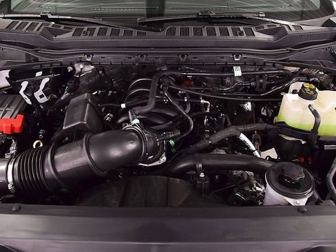 New 2026 Ford F250 XL w/ XL Chrome Package image 32