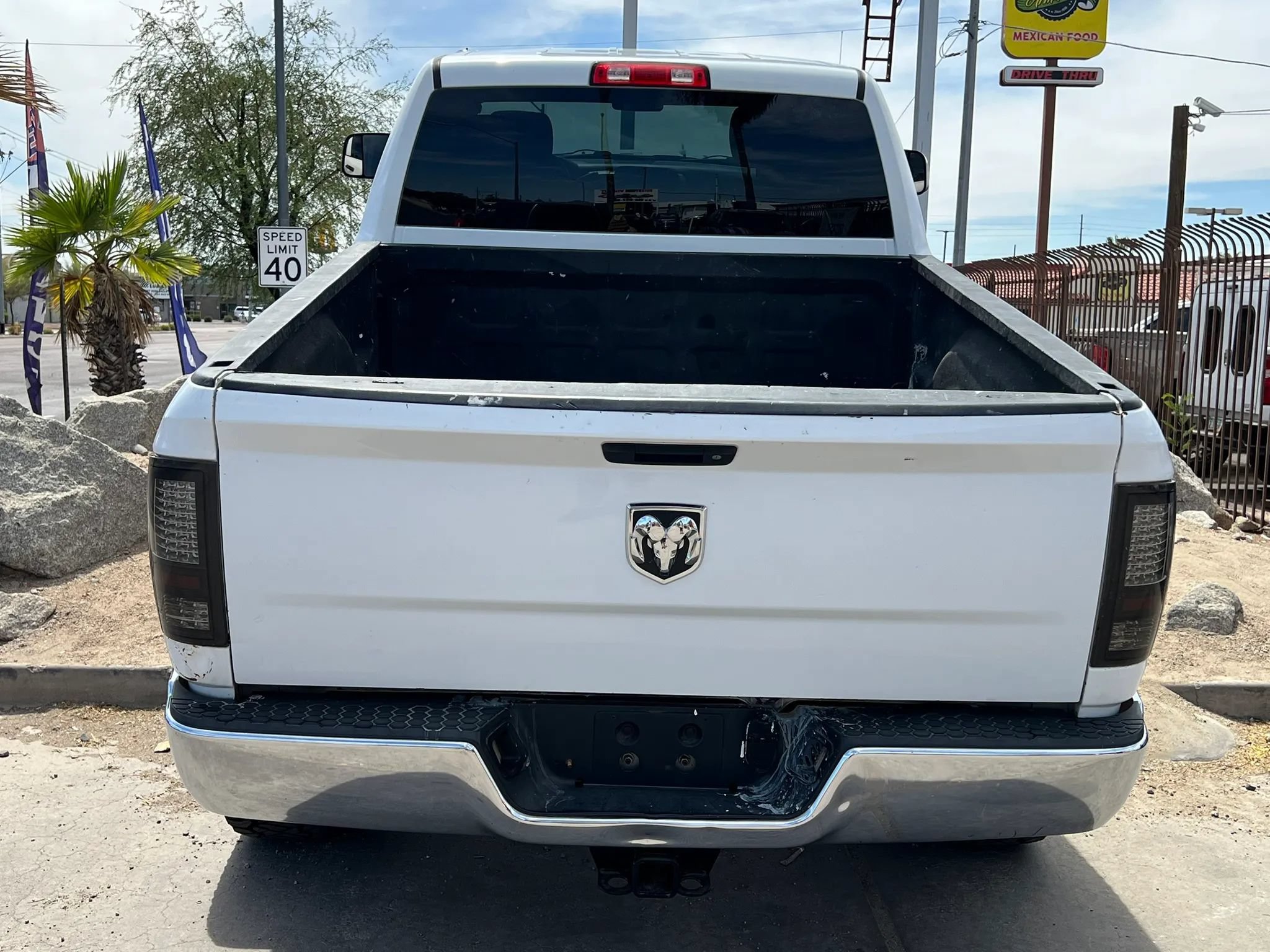 Used 2016 RAM 2500 Tradesman w/ Chrome Appearance Group AWD/4WD image 9