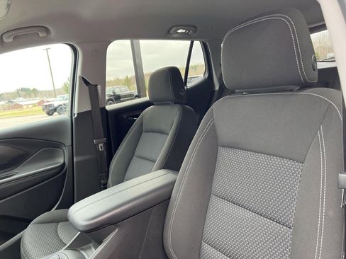 Used 2022 GMC Terrain SLE w/ Driver Convenience Package AWD/4WD image 2