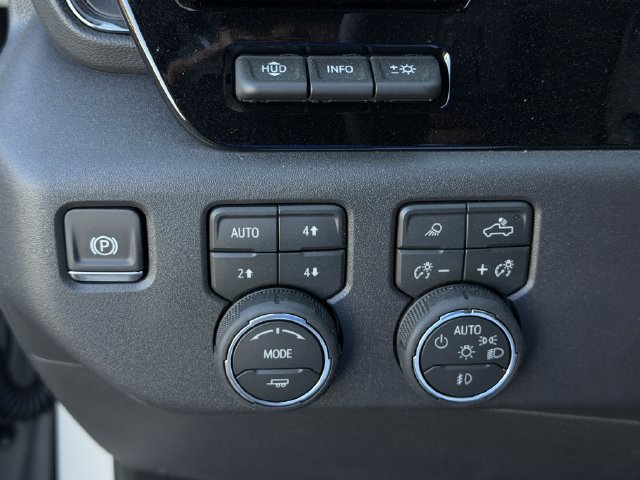 New 2026 Chevrolet Silverado 1500 ZR2 AWD/4WD image 17