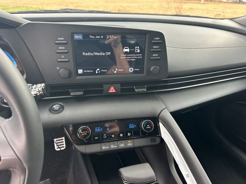 New 2026 Hyundai Elantra Sport image 27