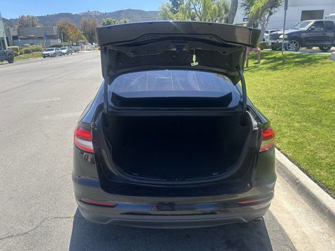 Used 2019 Ford Fusion SEL FWD image 2