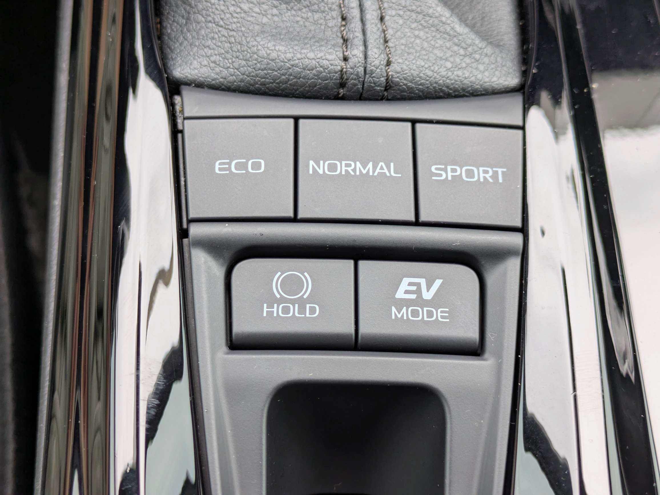 Used 2025 Toyota Camry XSE FWD image 29
