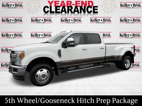 Used 2017 Ford F350 King Ranch w/ King Ranch Ultimate Package image 3