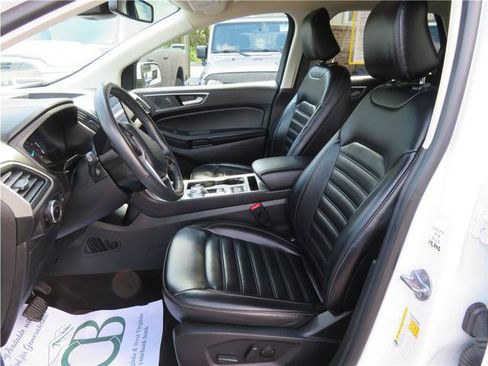 Used 2024 Ford Edge SEL AWD/4WD image 3