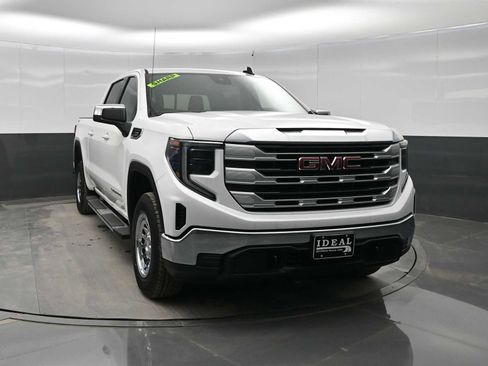 New 2026 GMC Sierra 1500 SLE w/ Preferred Package image 2