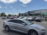 Used 2017 Hyundai Sonata SE image 3