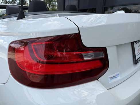 Used 2017 BMW 230i Convertible RWD image 15