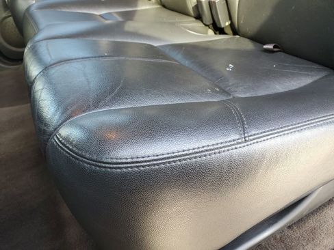 Used 2013 Chevrolet Avalanche LT w/ All-Star Edition image 21