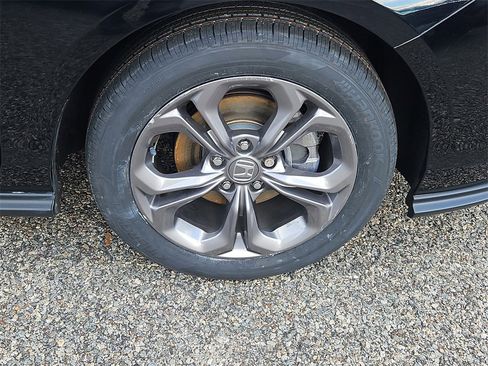 Certified 2023 Honda Accord EX image 10