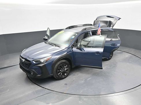 Used 2025 Subaru Outback Onyx Edition AWD/4WD image 45