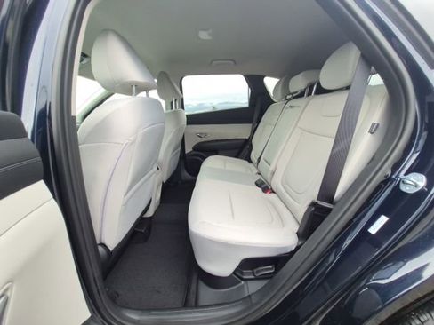 New 2026 Hyundai Tucson SEL image 13