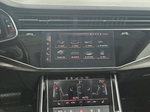 Used 2019 Audi Q8 Premium w/ Convenience Package AWD/4WD image 15